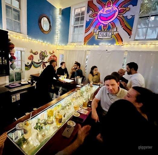 Idyllic Indoor Space Photo 4