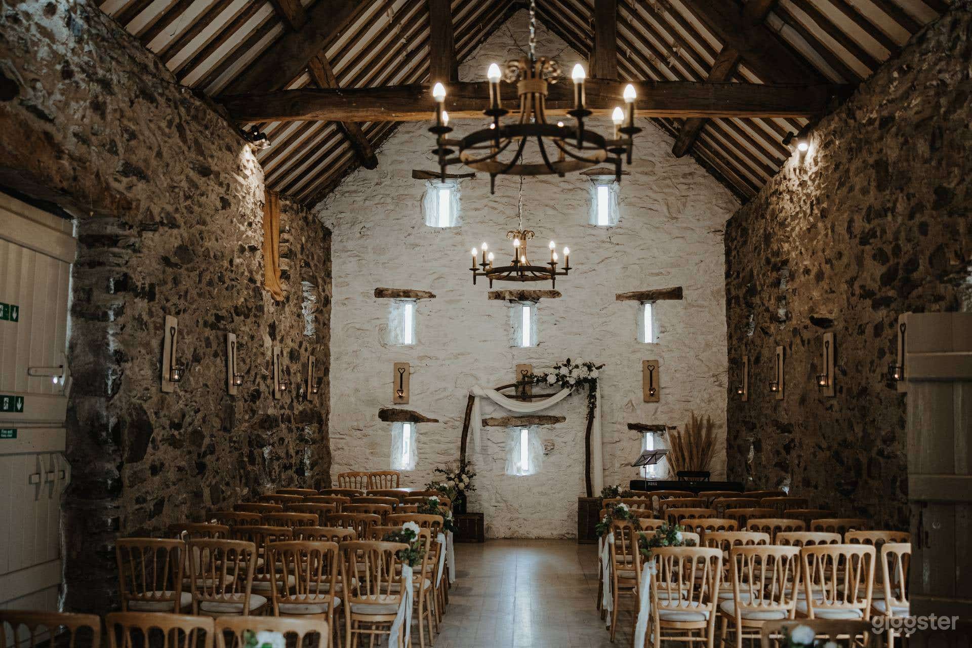 THE TALL BARN (Ceremony Space) Photo 1