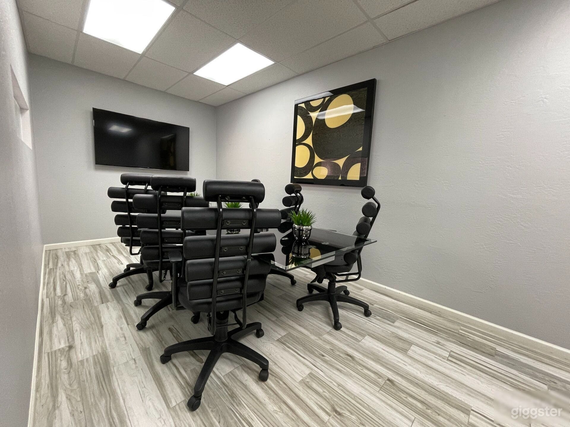 Sleek and Modern Conference Room Photo 3