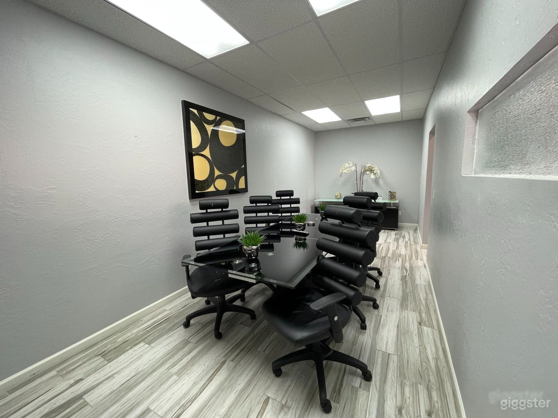 Sleek and Modern Conference Room Photo 2