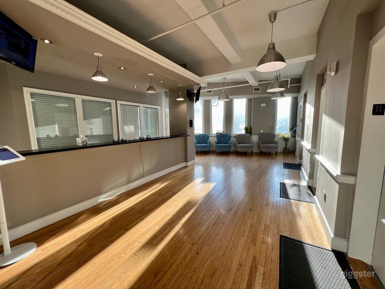  Flatiron Meeting Room 