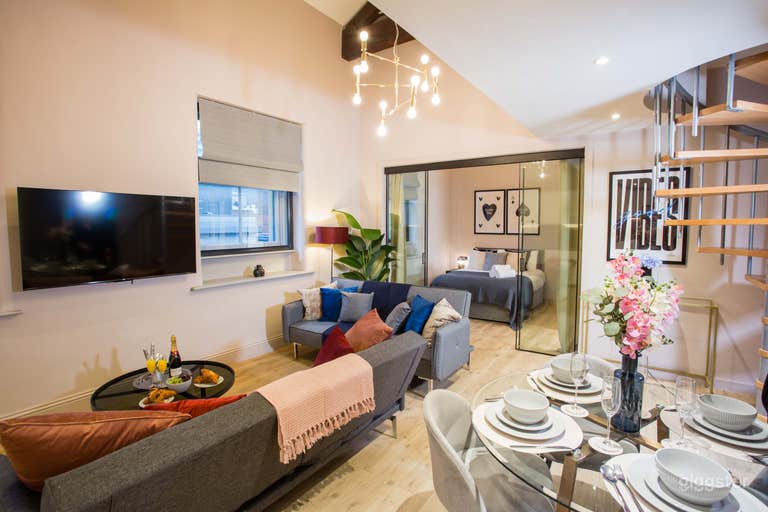  3 Bed 3 Bath | Retro-Modern Apartment with Mezzanine 