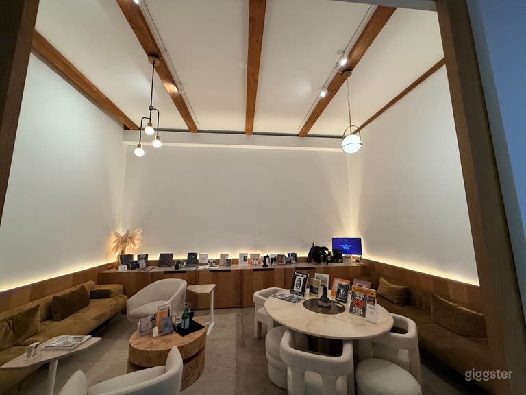  Leadership Offsite Space | Executive Lounge + Wine Bar 