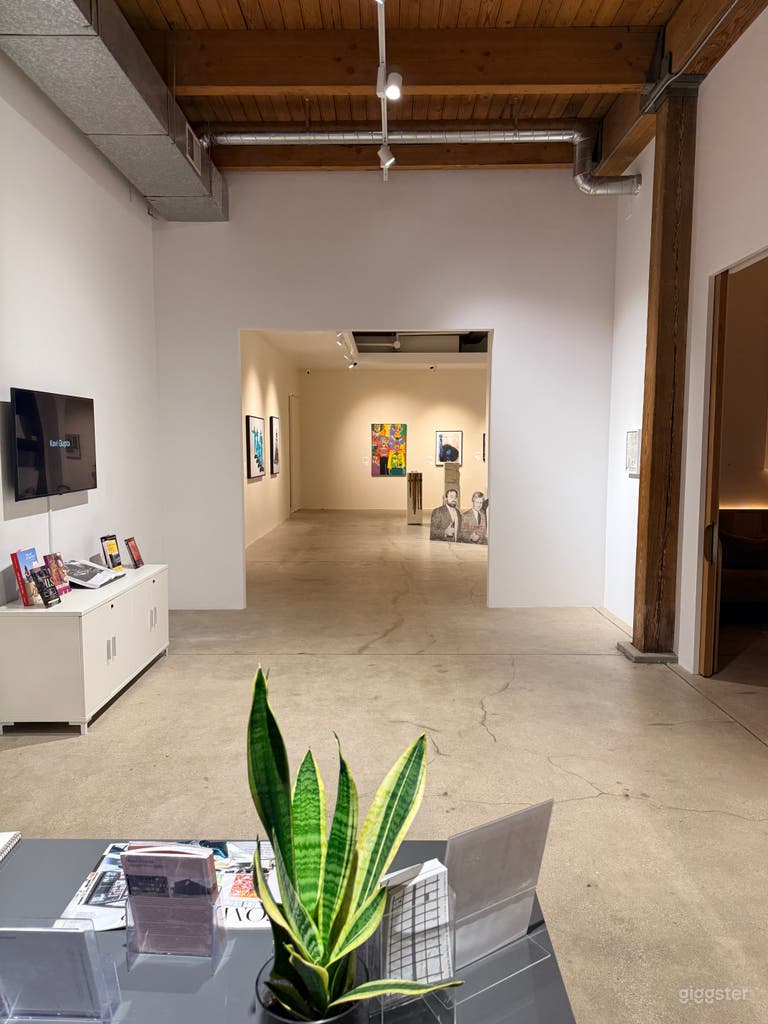  Leadership Offsite Space | Executive Lounge + Wine Bar 