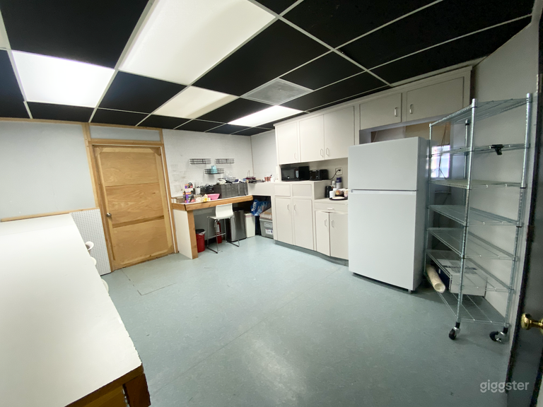  Catering Room 