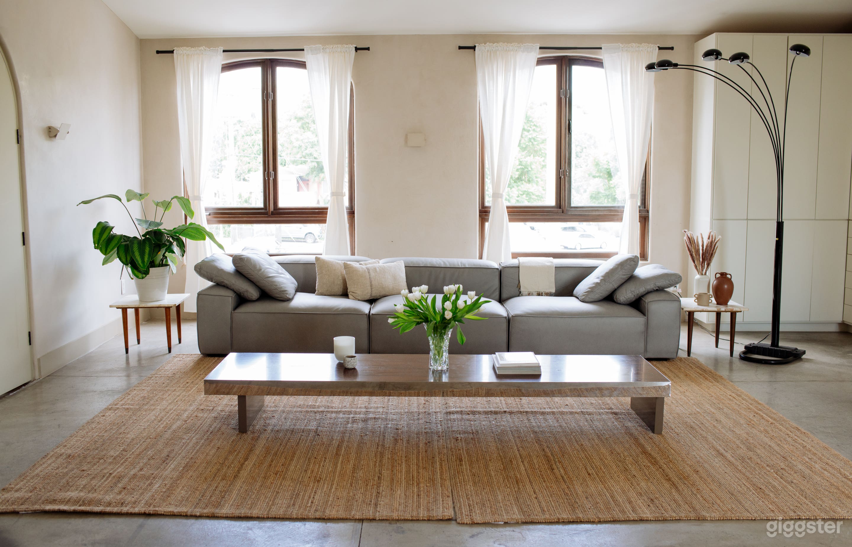 MASSIVE Elegant WeHo Loft Photo 1