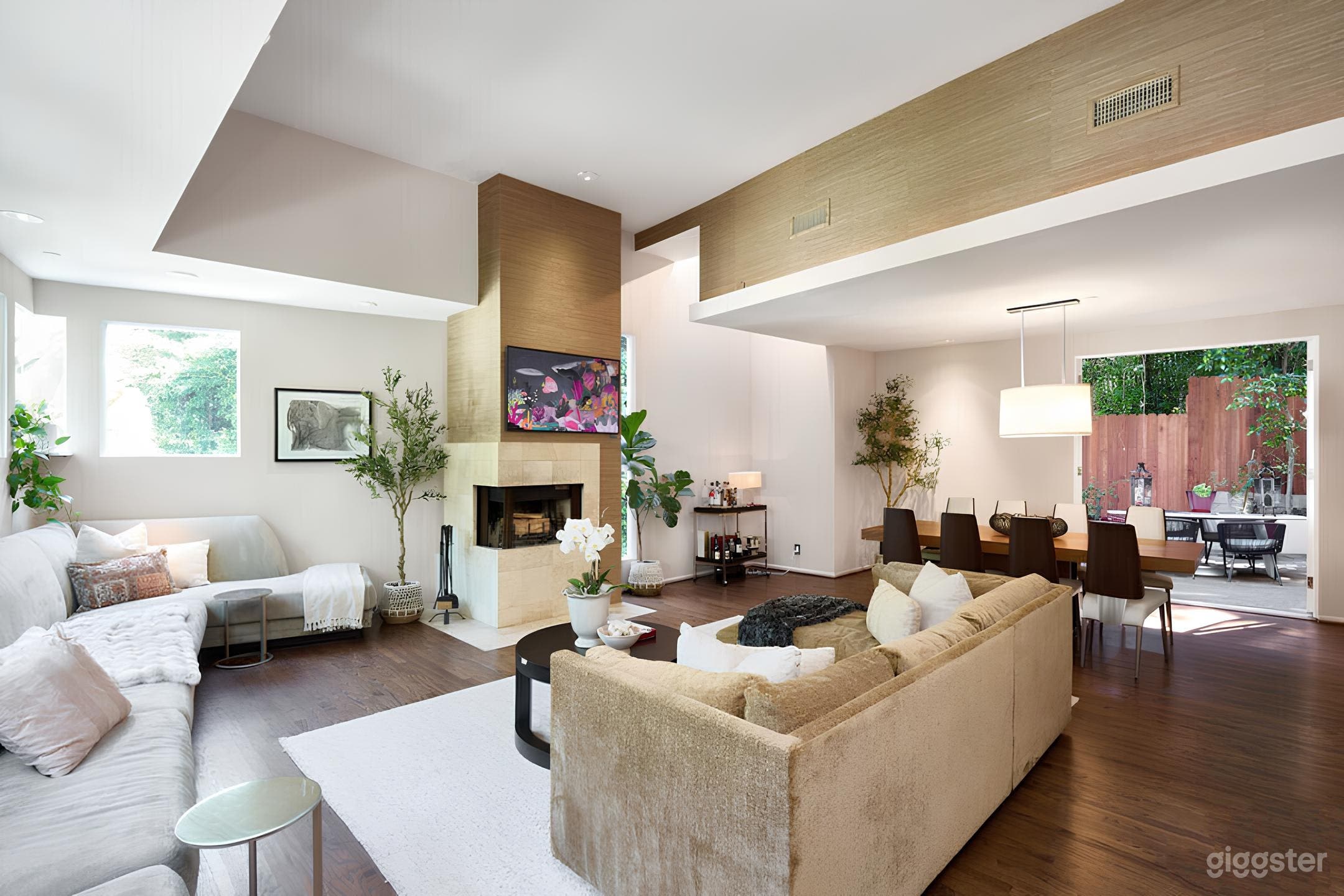 Luxe Laurel Canyon Retreat with Plunge Pool &amp; Spa Photo 3