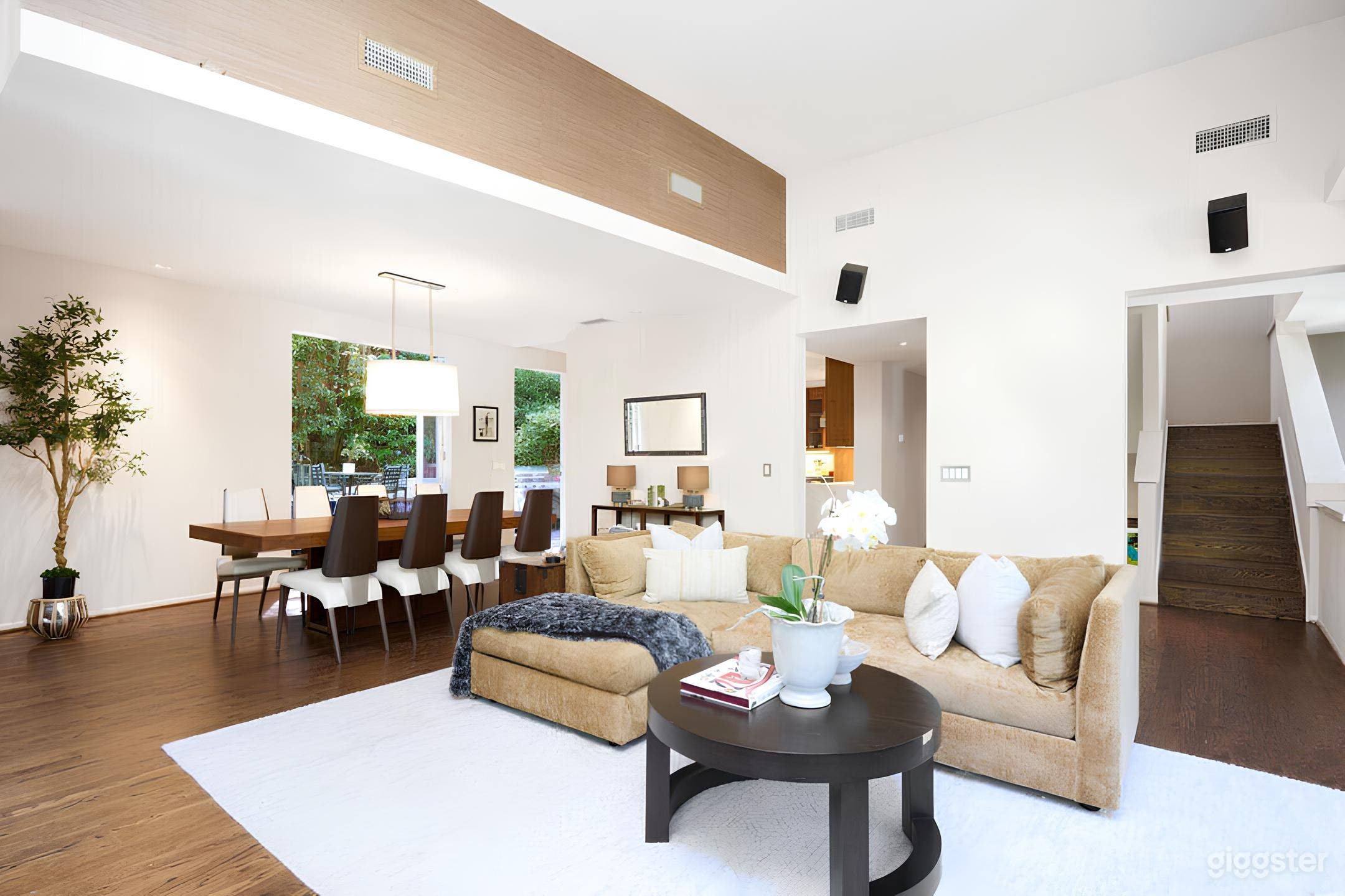 Luxe Laurel Canyon Retreat with Plunge Pool &amp; Spa Photo 4