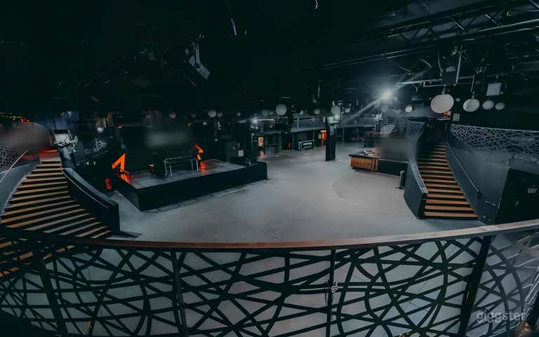  Why settle for ordinary? Hybrid Venue in Nantes 