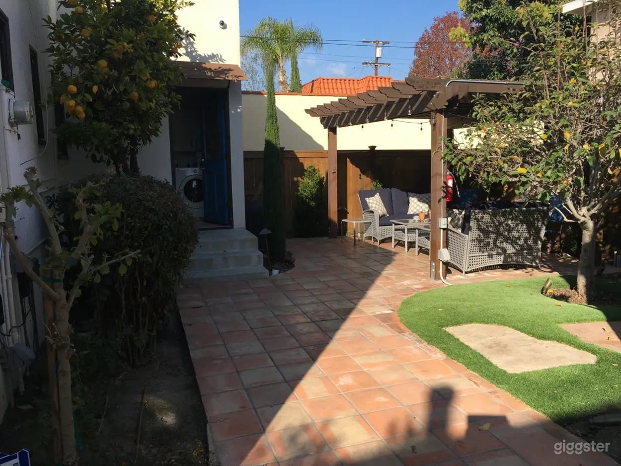 Cozy Spanish-Style Backyard Photo 4