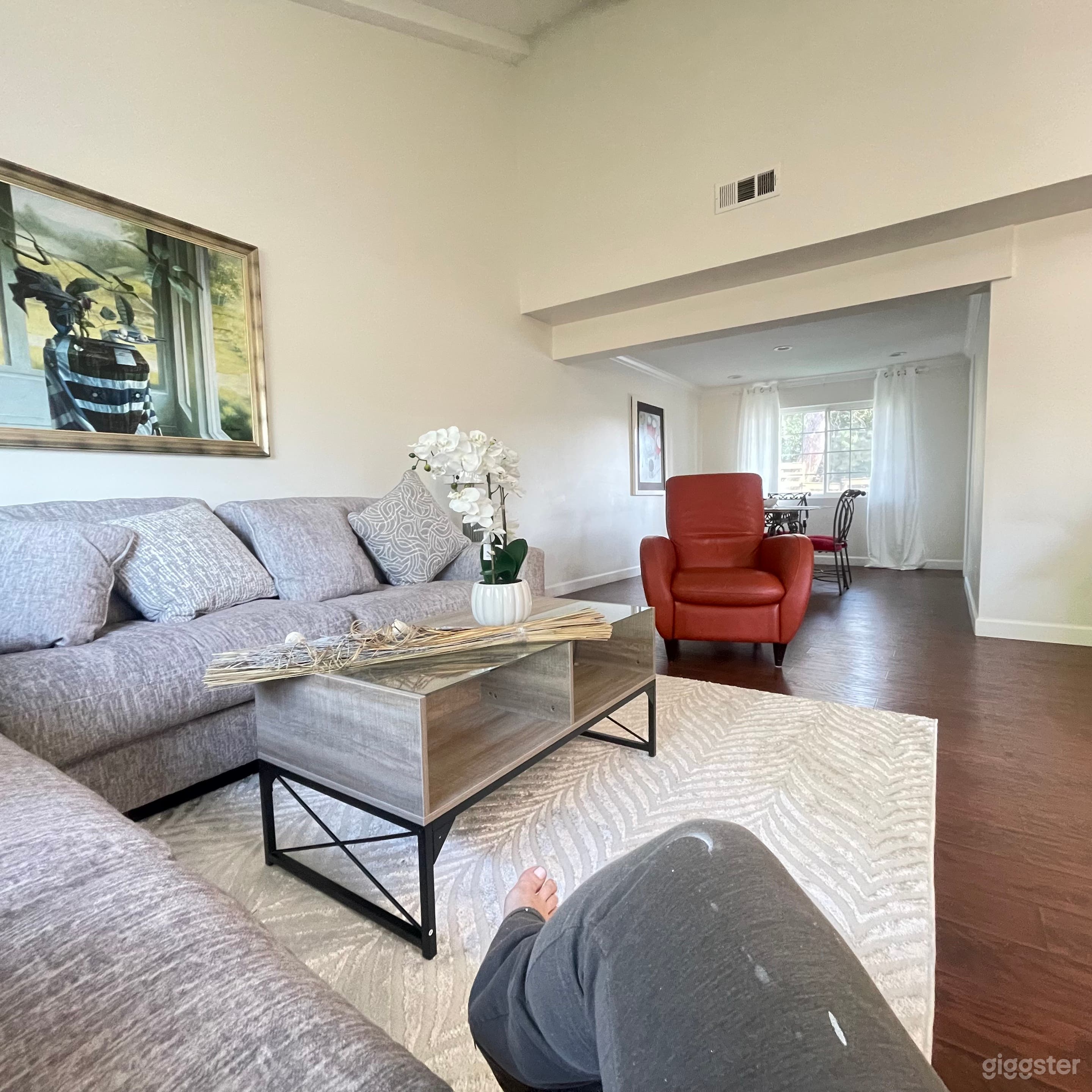 Granada Hills Designer Filming Home Photo 3