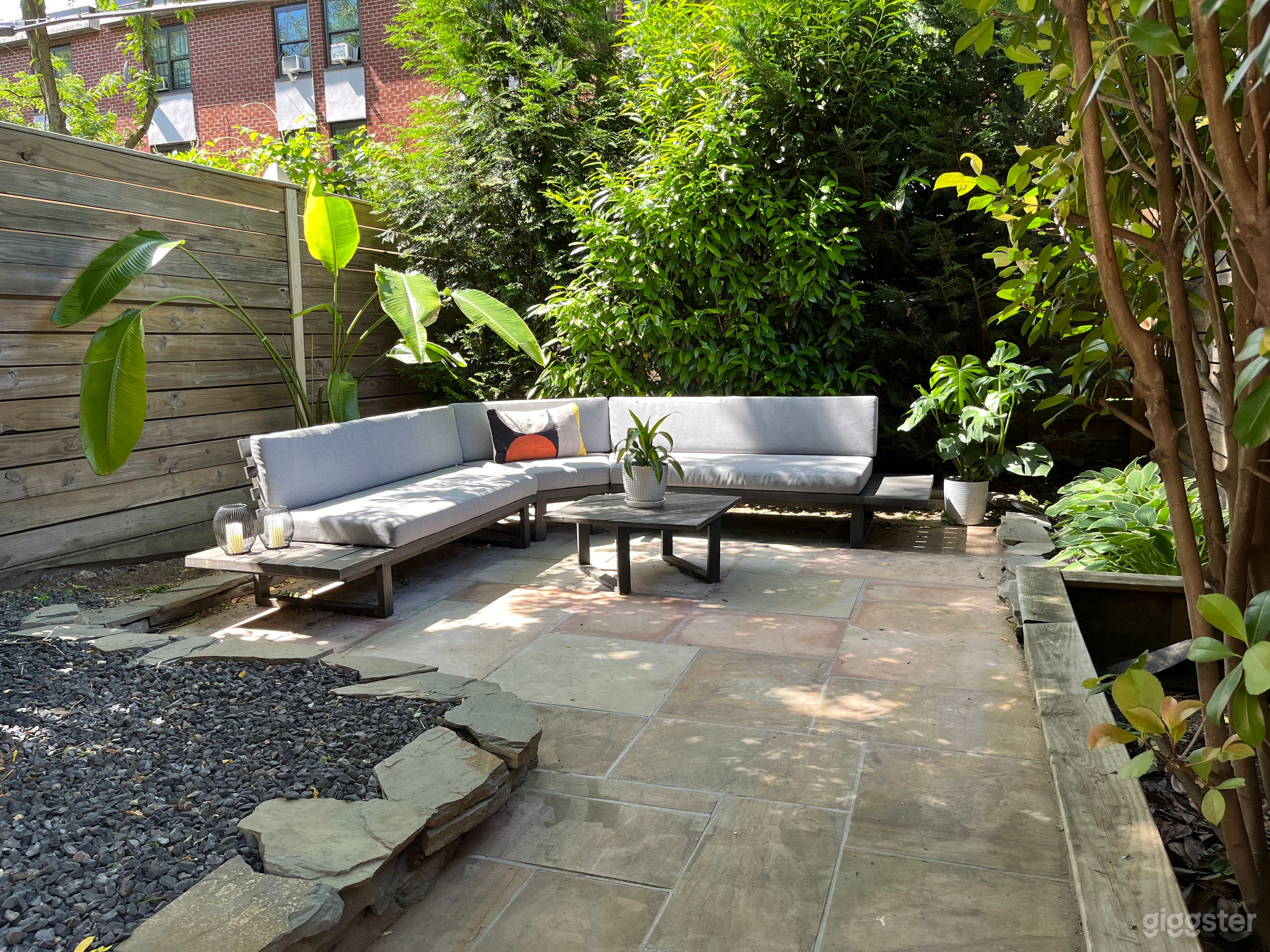 Modern Triplex w/ Large Outdoor Space Photo 2