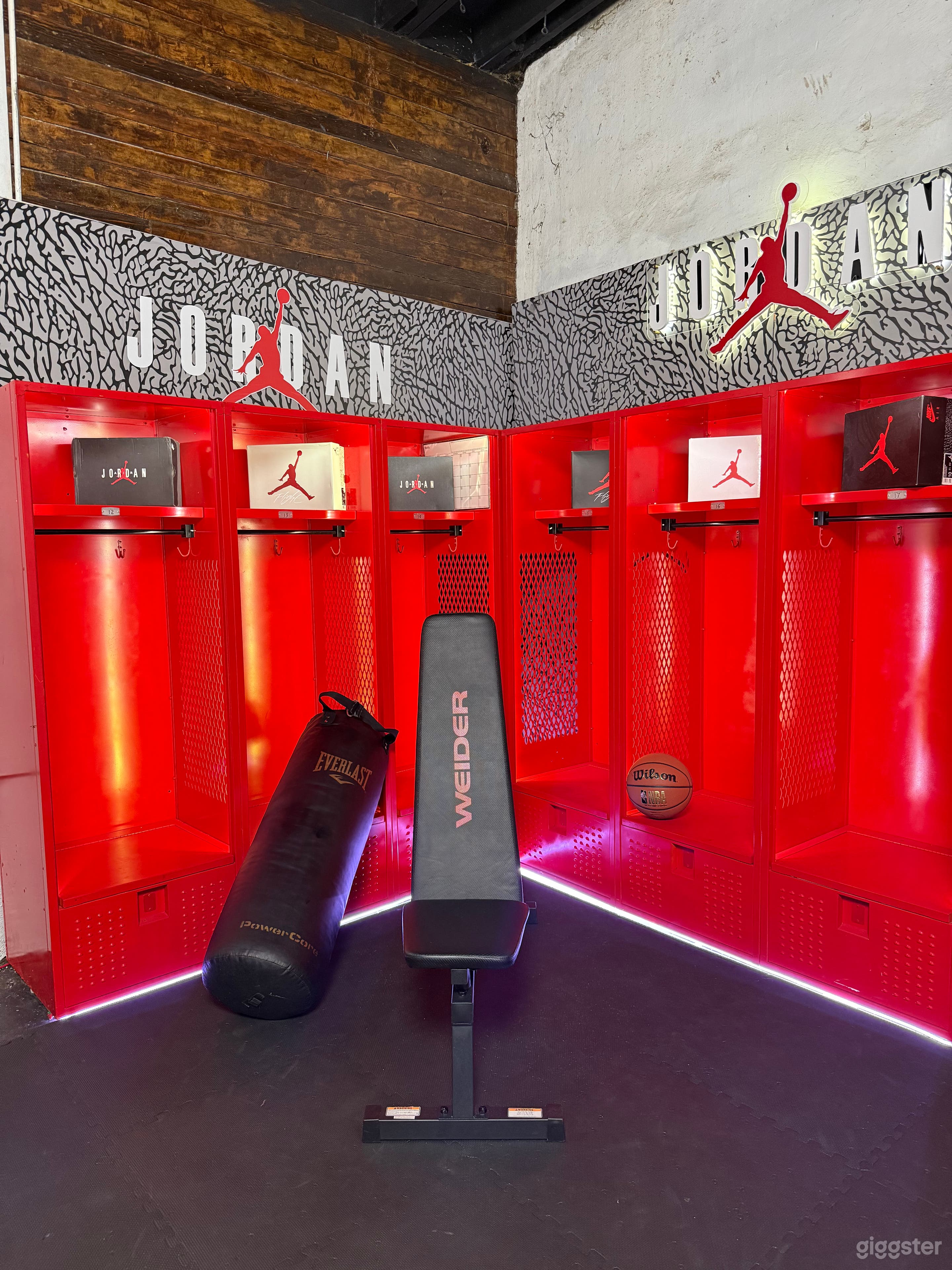 Custom Film Sets Photo 1