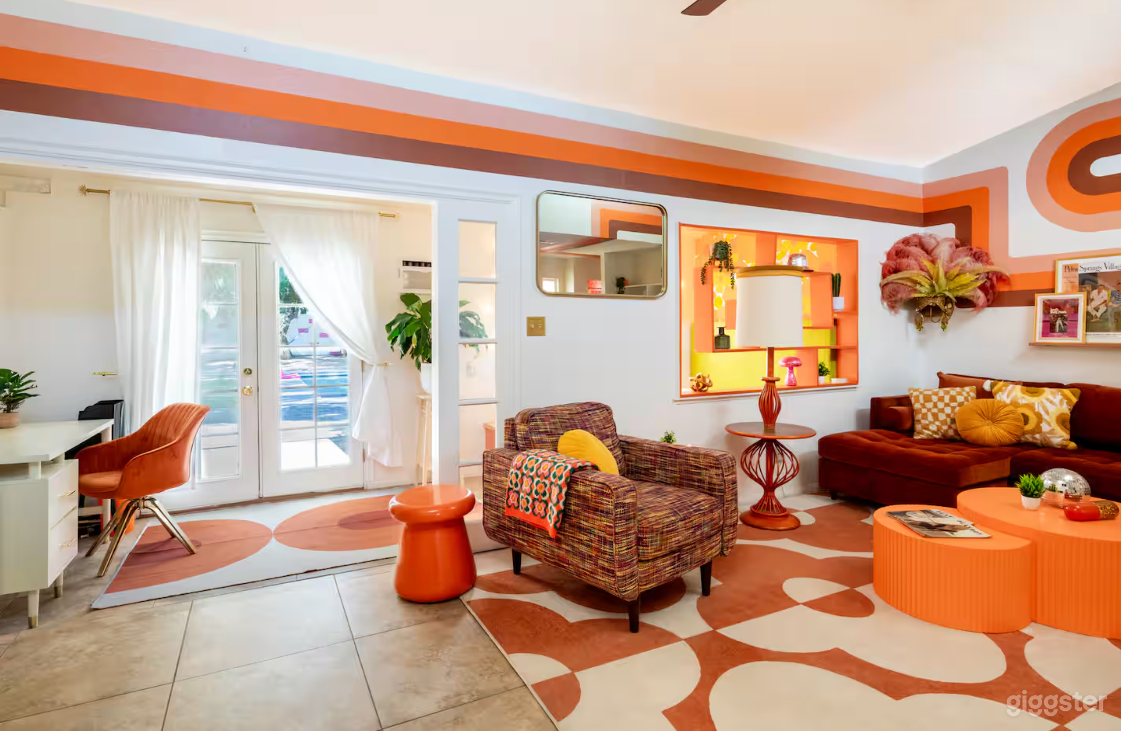 A vibrant Palm Springs retreat Photo 3