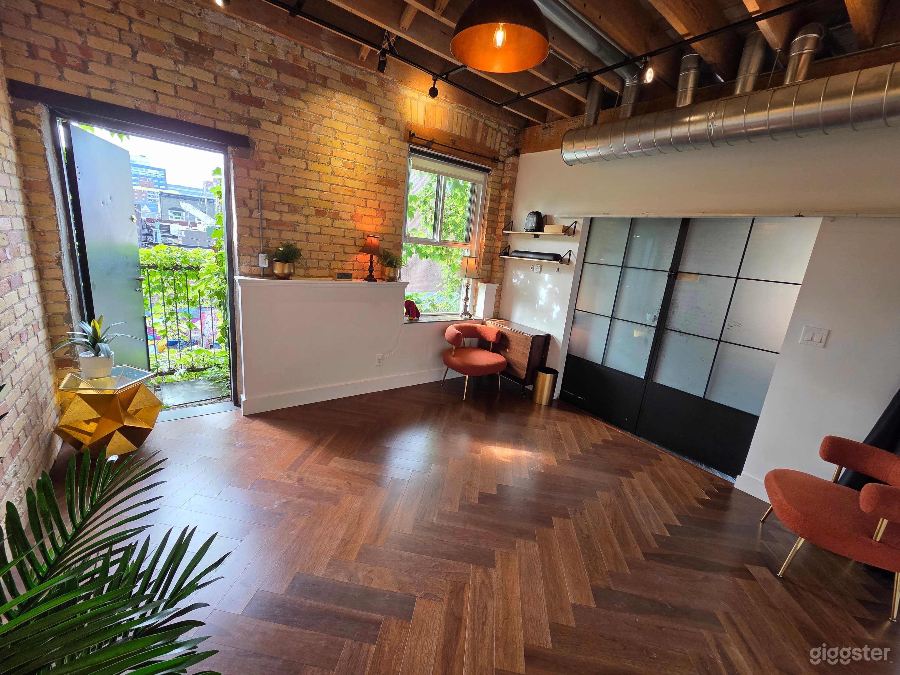 Yoga studio, dance space, private photo studio Photo 1