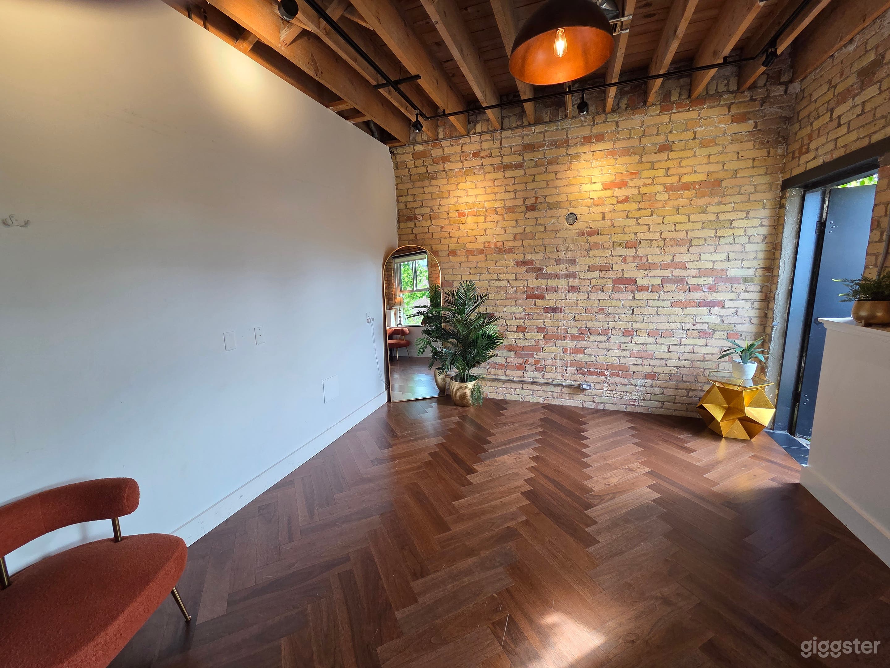 Yoga studio, dance space, private photo studio Photo 3