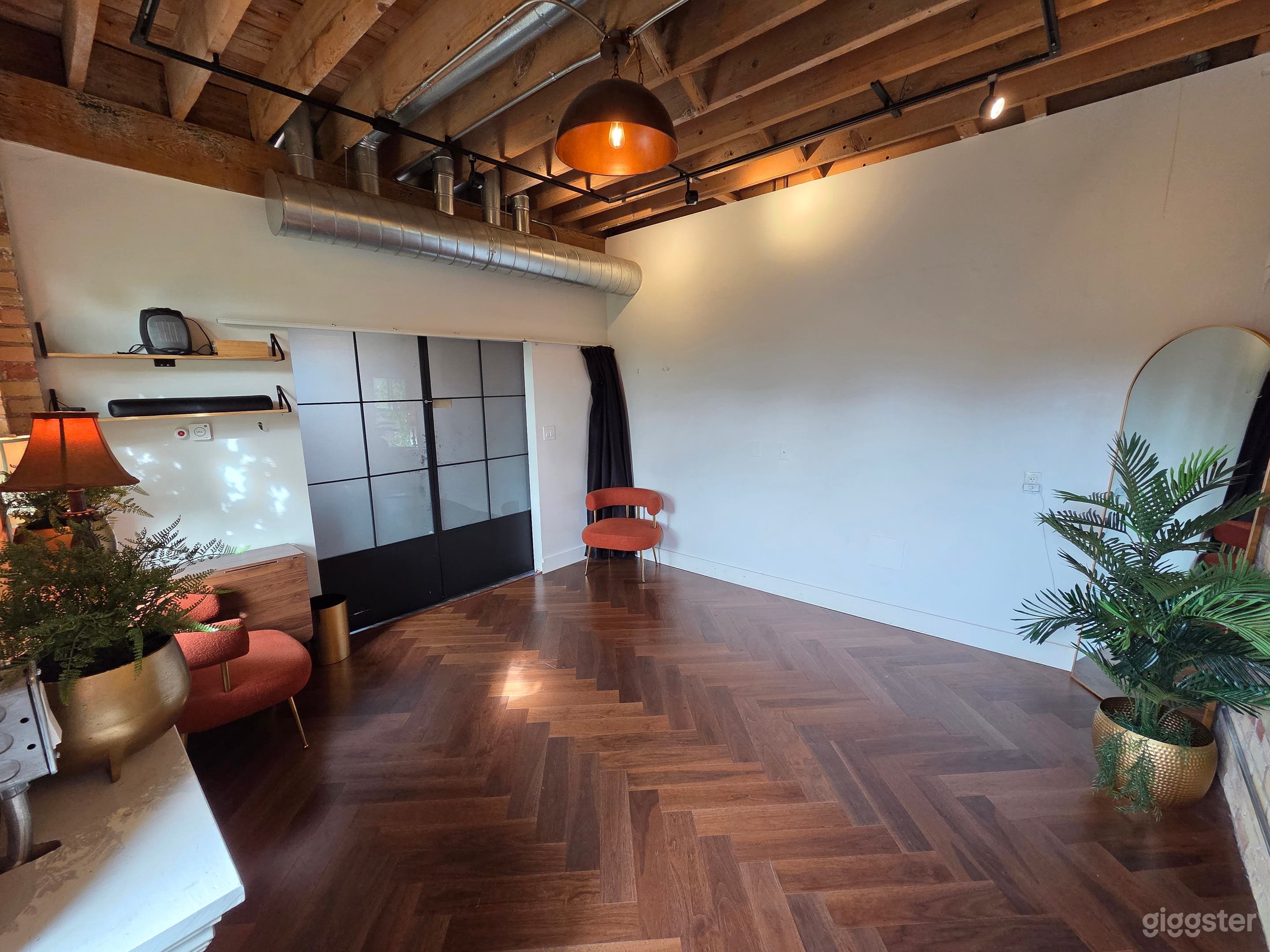 Yoga studio, dance space, private photo studio Photo 2