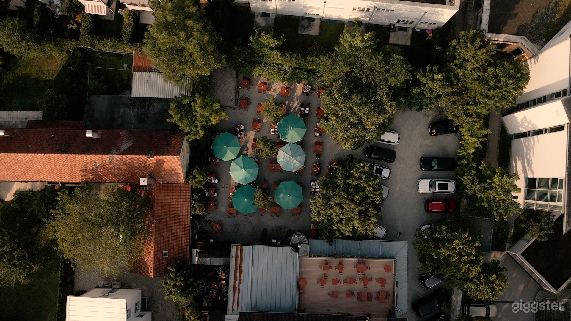  130 Jahre Altes Brauereirestaurant – Gesamter Bereich Photo 4