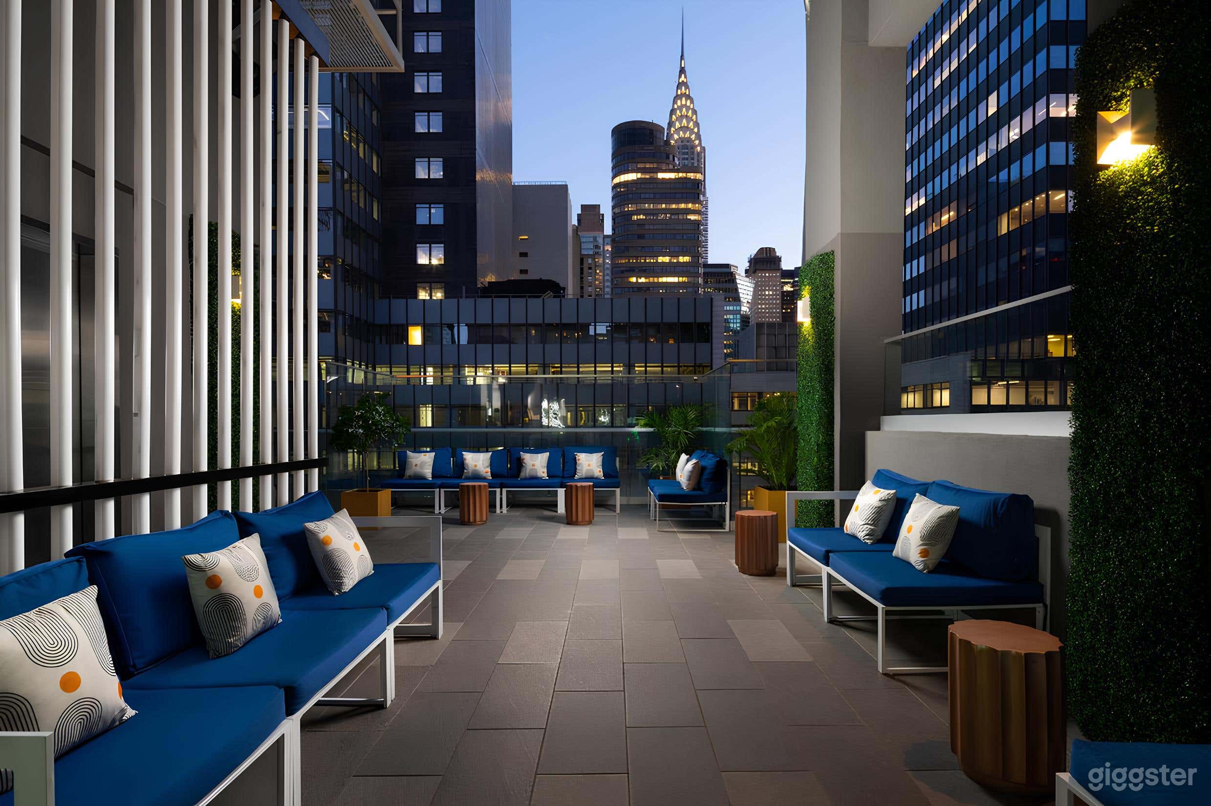 Classic Italian-American Restaurant & Bar (Full Venue) Photo 2