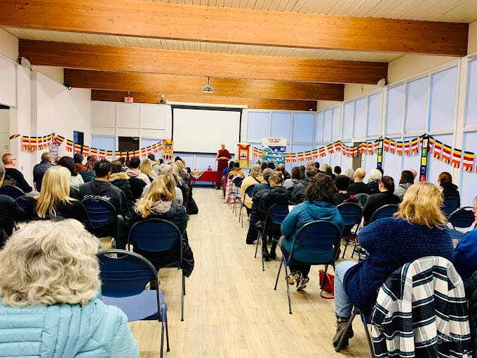  Salles publiques au Centre de Méditation Tibétain 