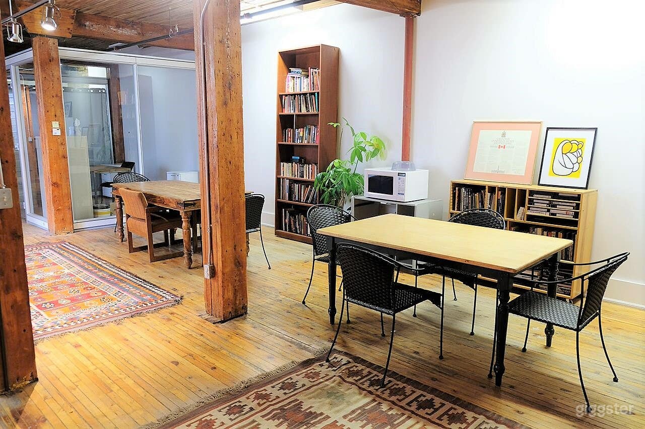 Gorgeous Meeting Space Photo 4