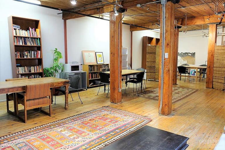  Gorgeous Meeting Space 