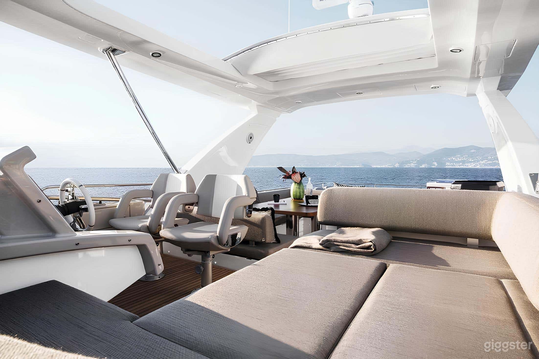 Sleek and Elegant 68' Azimut Photo 2