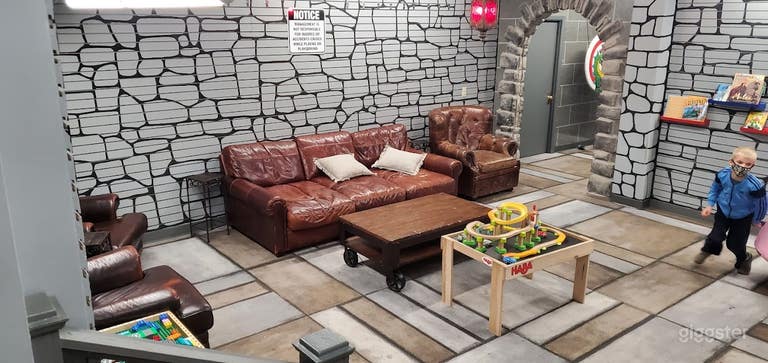  Events space, gift shop and toy store 