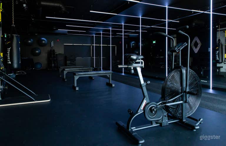  Unique Nightclub Fitness Studio 