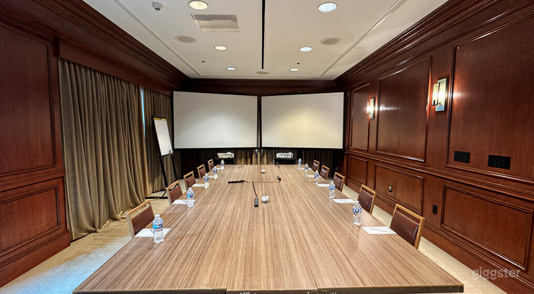  Versatile New York Room for Corporate Events 