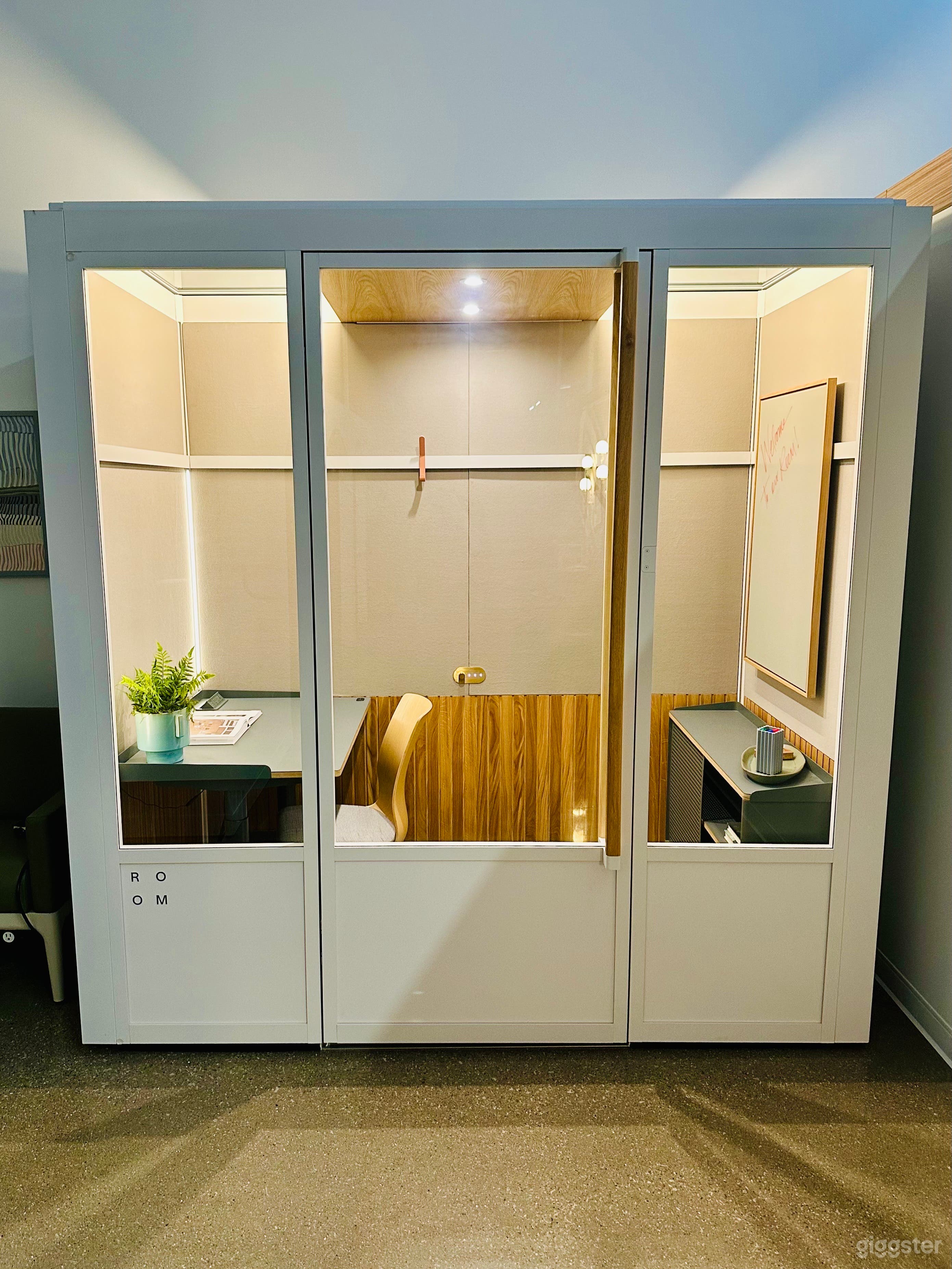 Personal Office Pod Photo 1