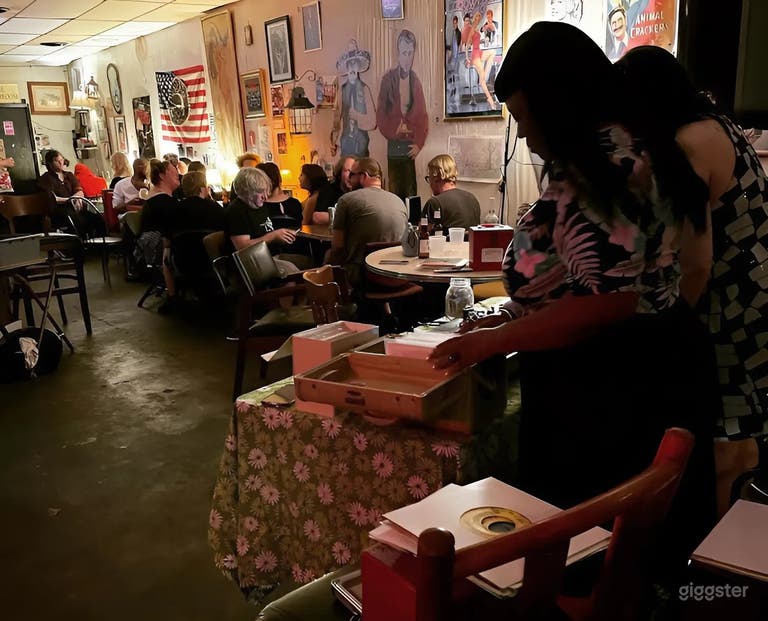  Classic Neighborhood Hangout with Beer, Pool Table, & Live Music 