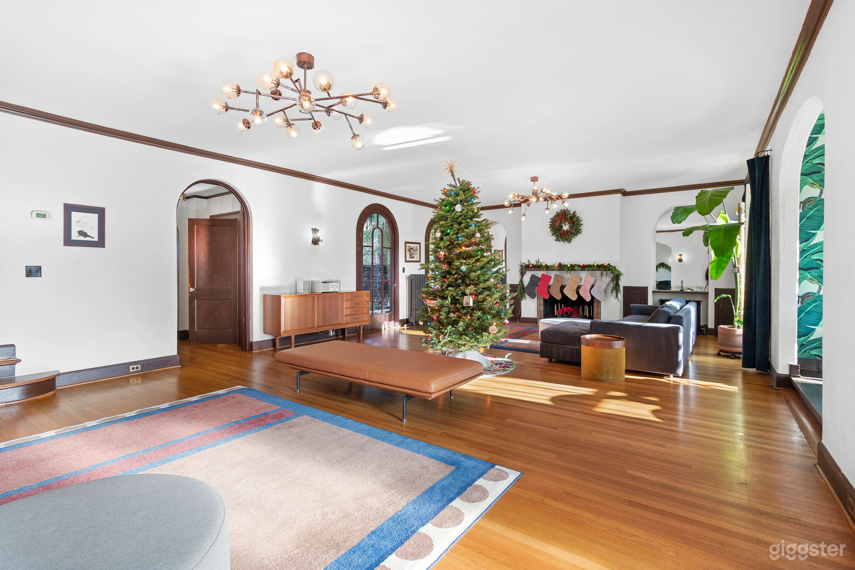 High-Style 1920s Mediterranean “Shady Lane” Photo 4