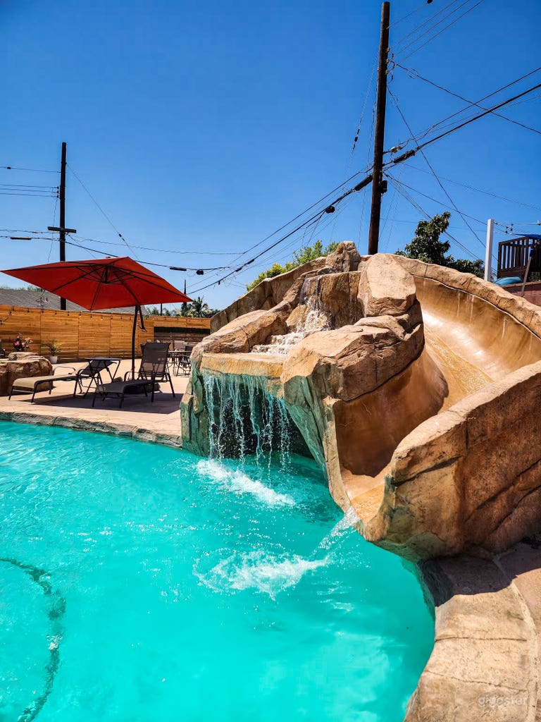  Tropical Rock Pool & Custom Waterfall Oasis 