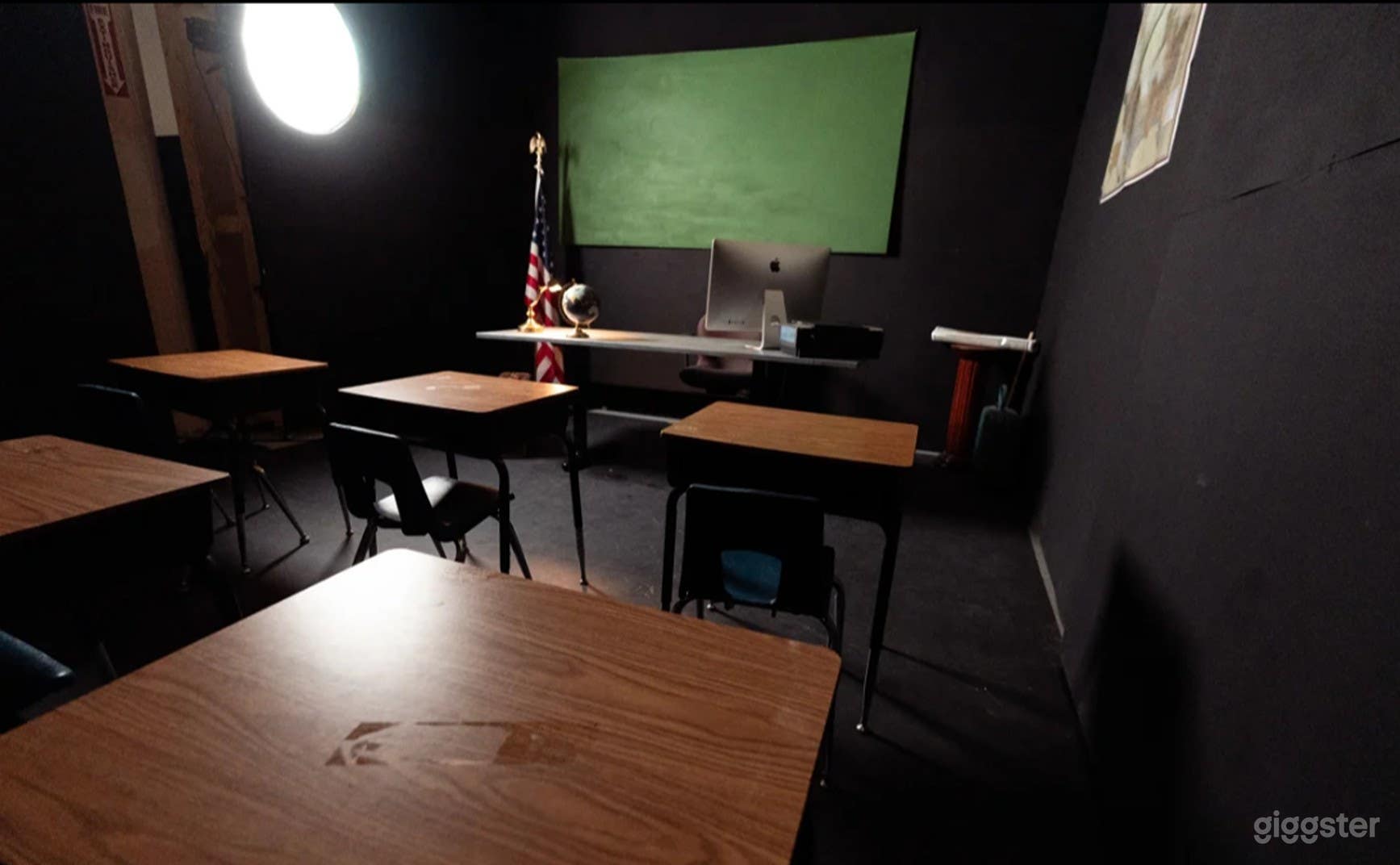 Classroom Studio Set with Dark Aesthetic Photo 3