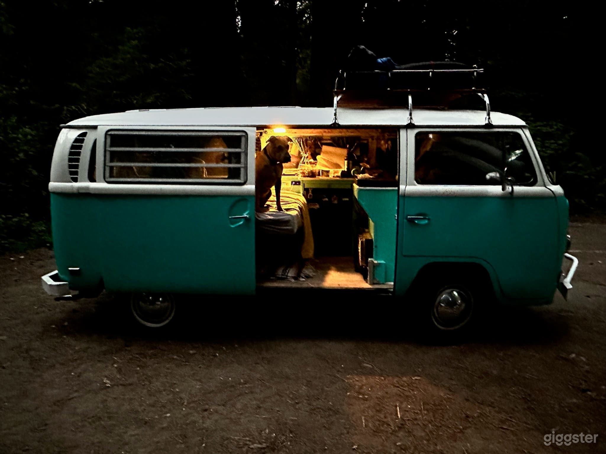 1969 VW Bus Teal and White - Camper Van - Hippy Paradise Photo 4