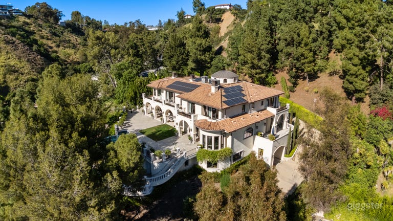  Bel Air Mediterrane Villa mit Schluchtenblick 