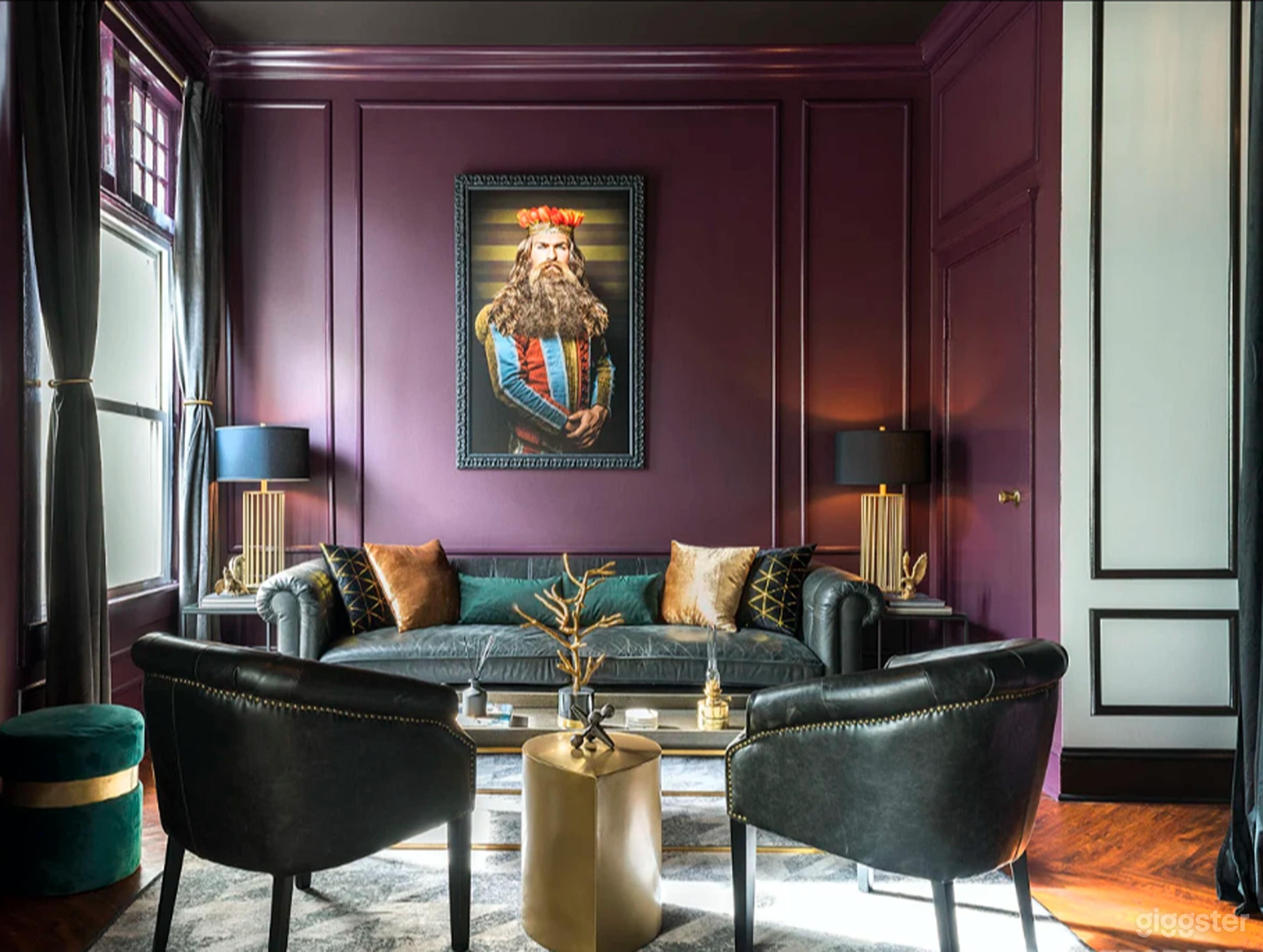 Private Luxe Lounge for Corporate Retreats Photo 1