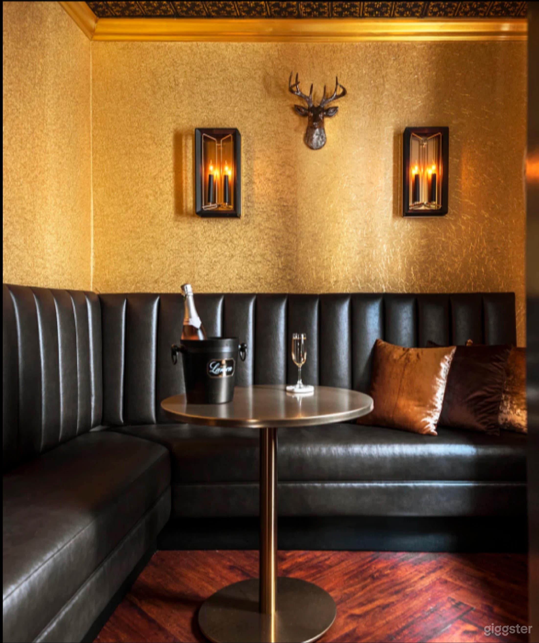 Private Luxe Lounge for Corporate Retreats Photo 3