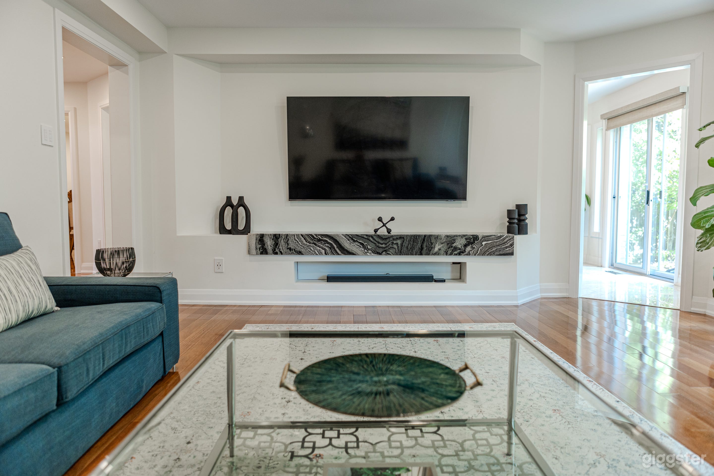 Luxury Minimalist Home with Plants & Perfect Light Photo 3