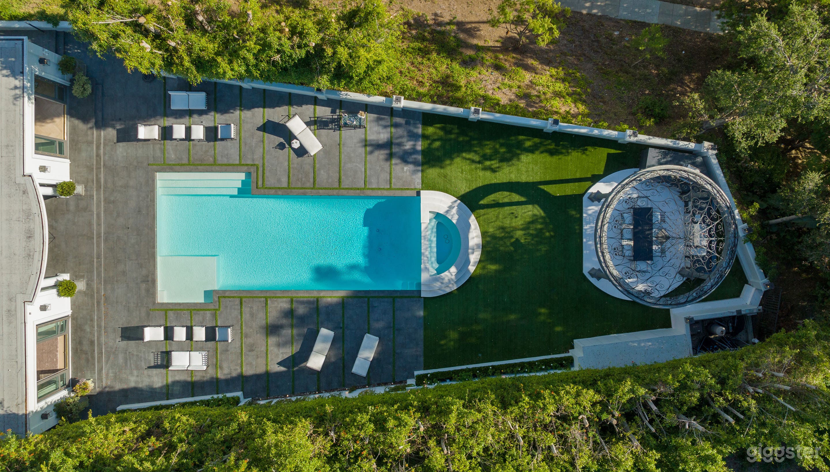 Villa Javu by LuxJB. Luxury mansion in Beverly Hills Flats.