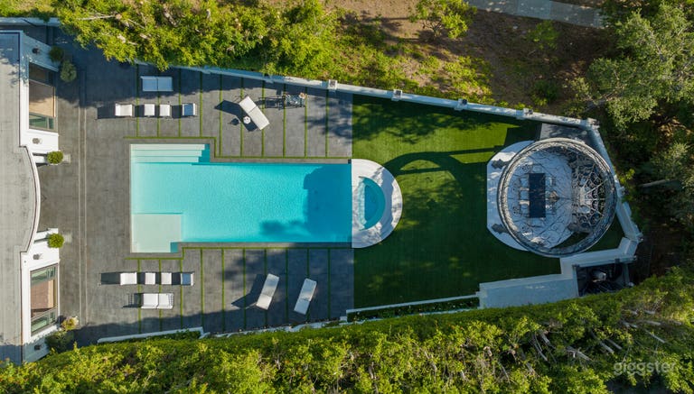  Villa Javu by LuxJB. Luxury mansion in Beverly Hills Flats. 