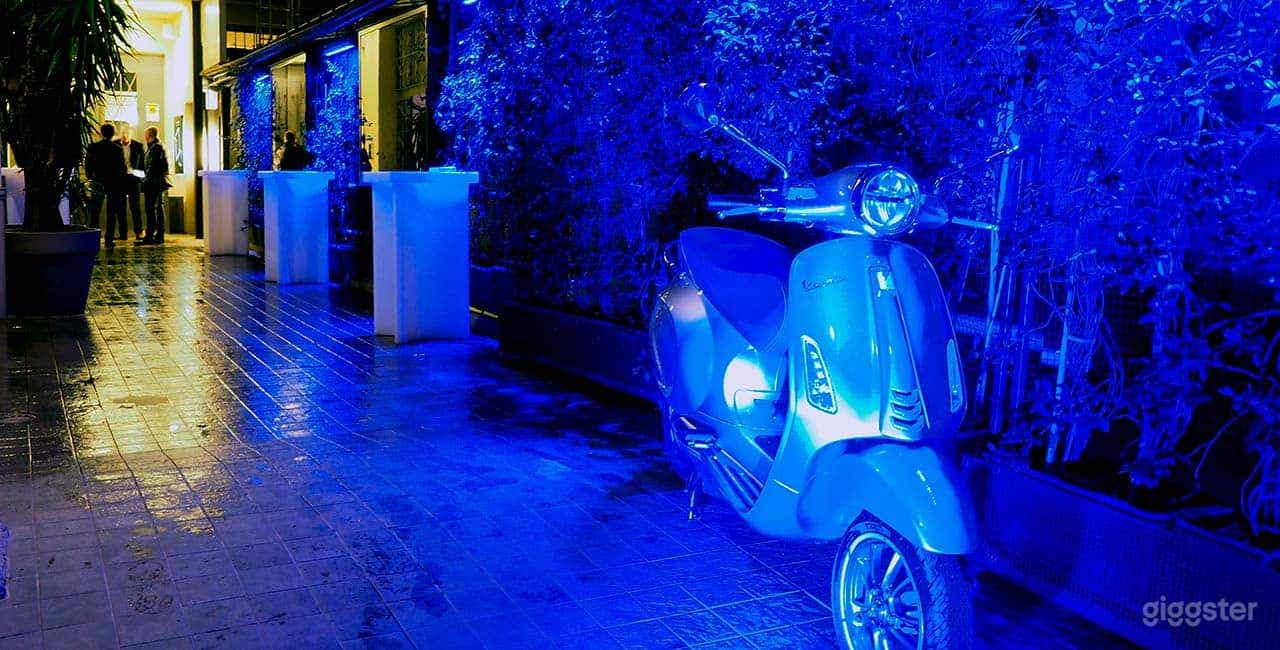 Foto di Area esterna illuminata e attrezzata 1