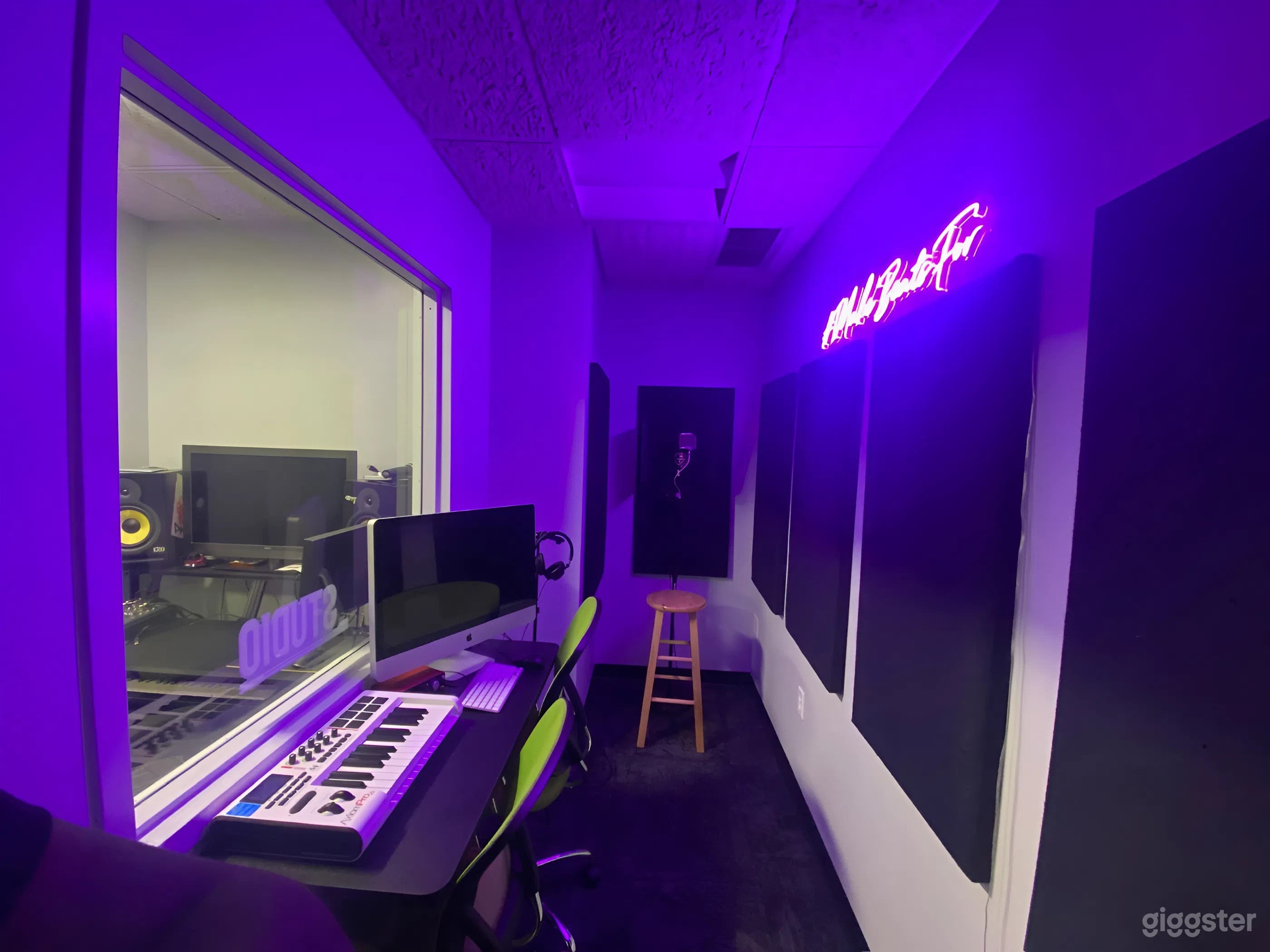 Audio &amp; Music Recording Studio Photo 3