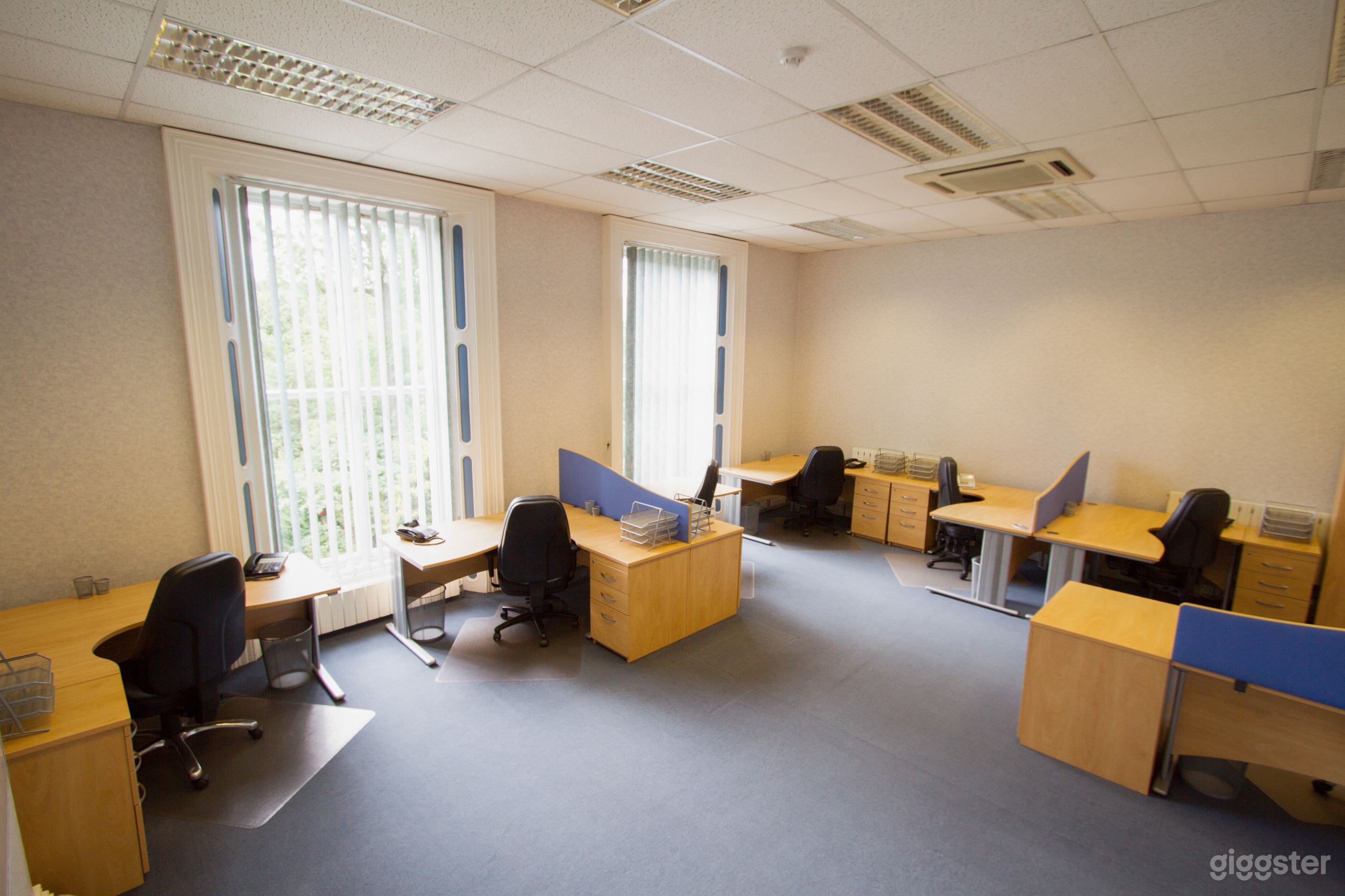 Office Suite F1 - Typical 8 Person Office