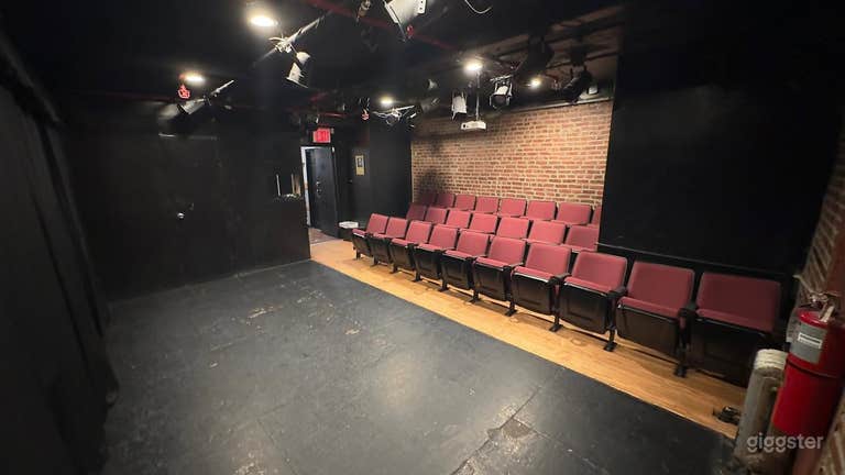  The Prince Theater | 30 Asientos 