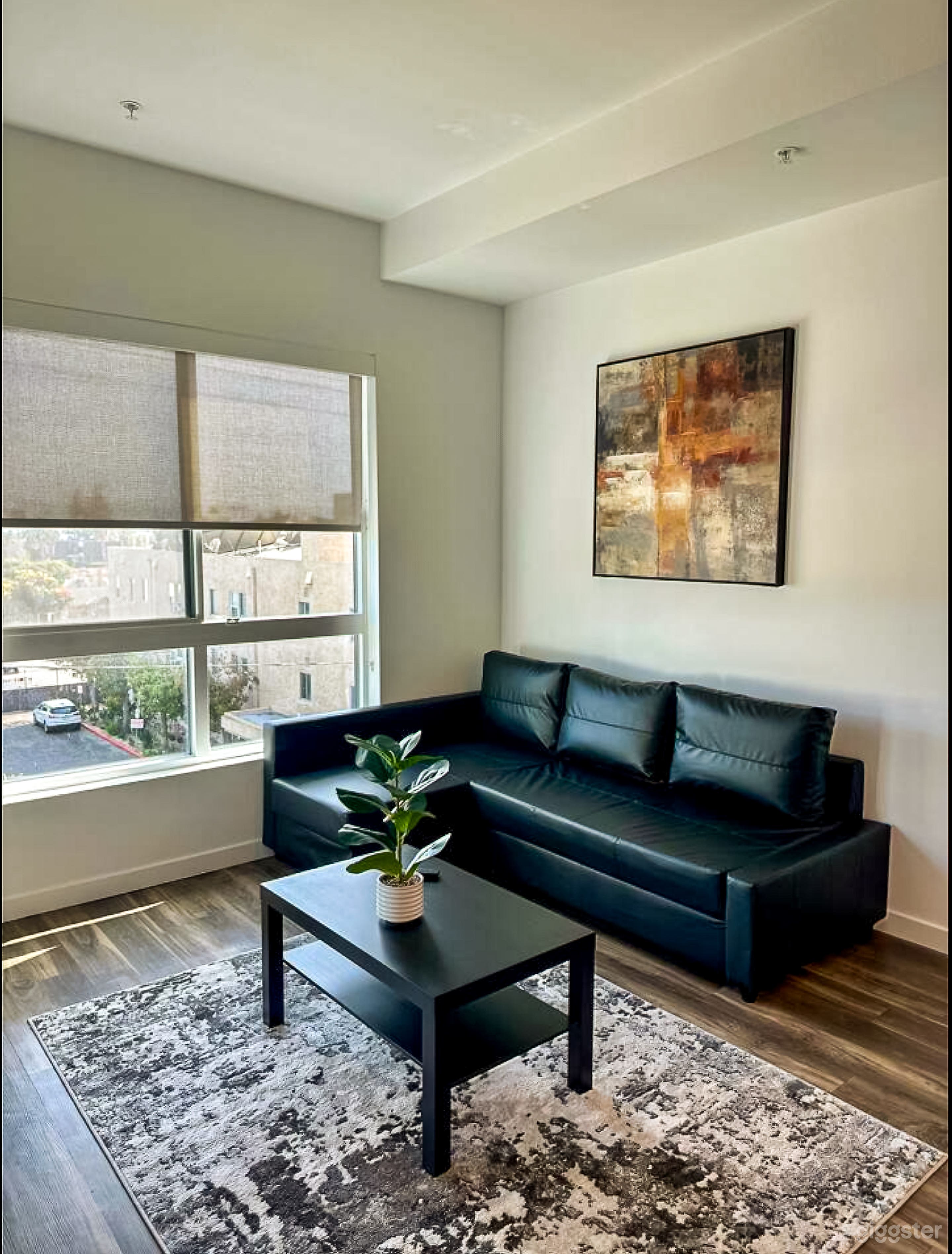 West Hollywood Retreat Photo 3