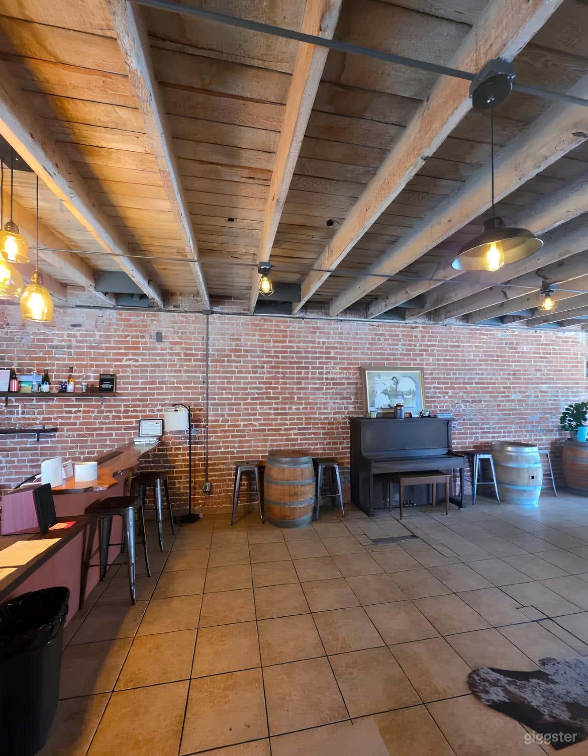 Rustic Tasting Room Photo 4