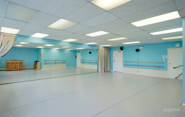  Blueberry Studio - Warm & Welcoming Dance Studio 2  
