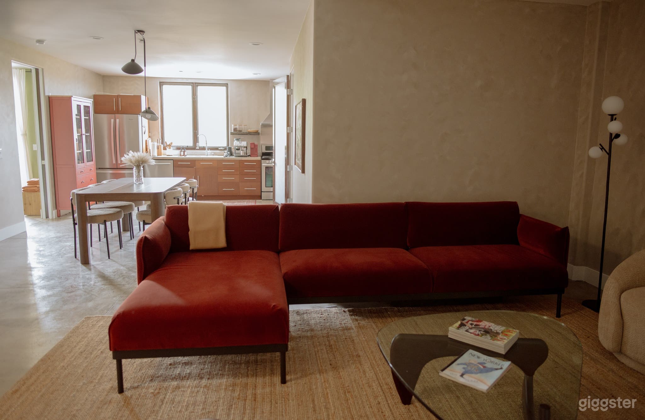 Beautiful Loft — Bright, Modern Top-Floor Location Photo 1